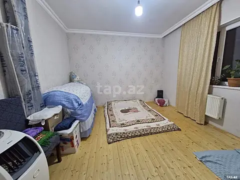 Satılır 4 otaqlı həyət evi