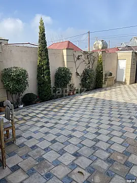 Satılır 4 otaqlı həyət evi