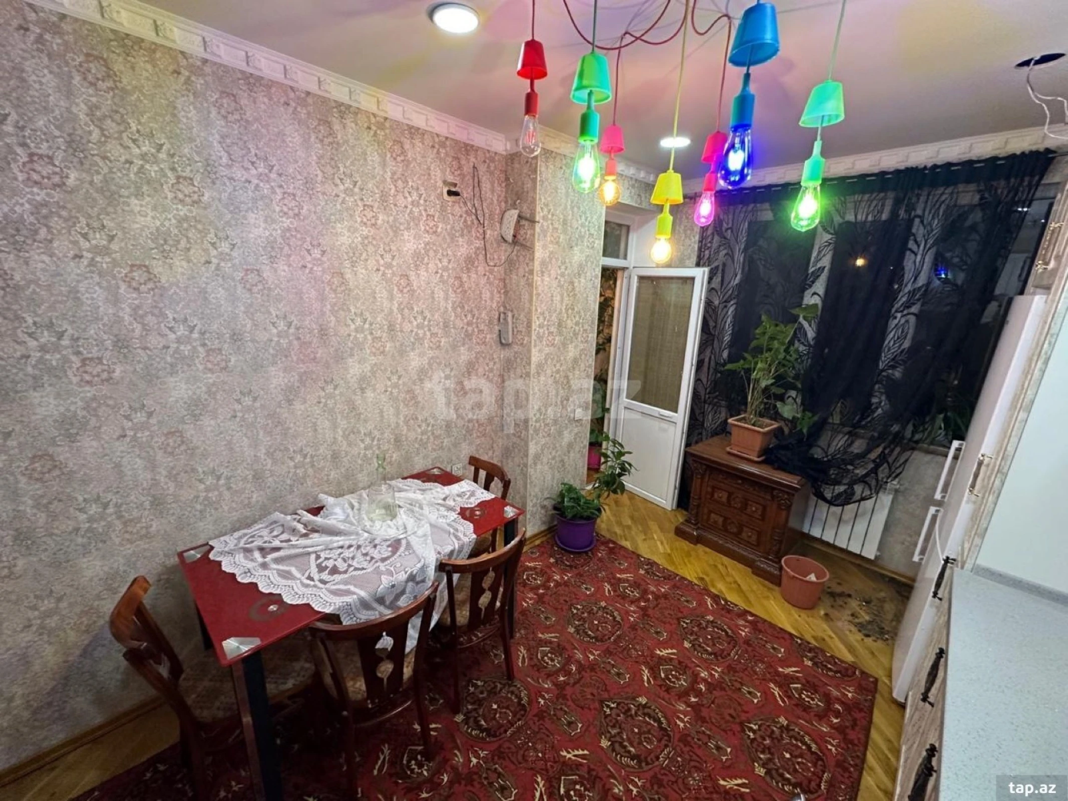 Kirayə verilir 2 otaqlı yeni tikili 50 m²