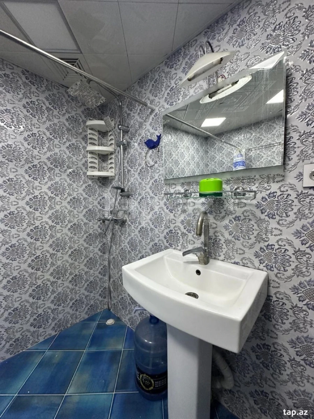 Kirayə verilir 2 otaqlı yeni tikili 50 m²