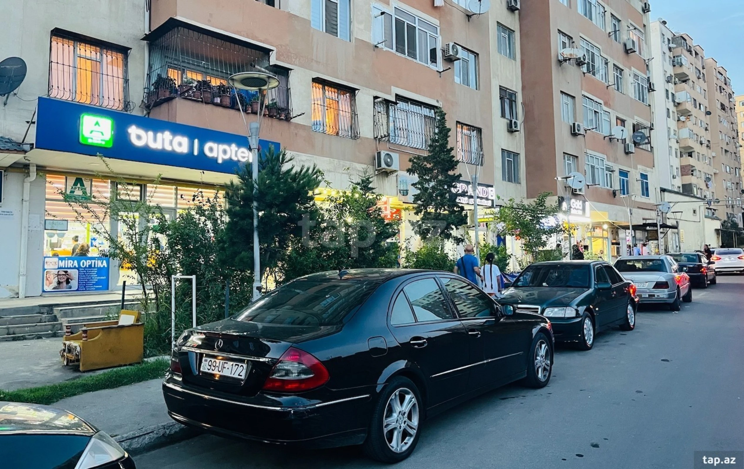 Kirayə verilir 2 otaqlı yeni tikili 50 m²