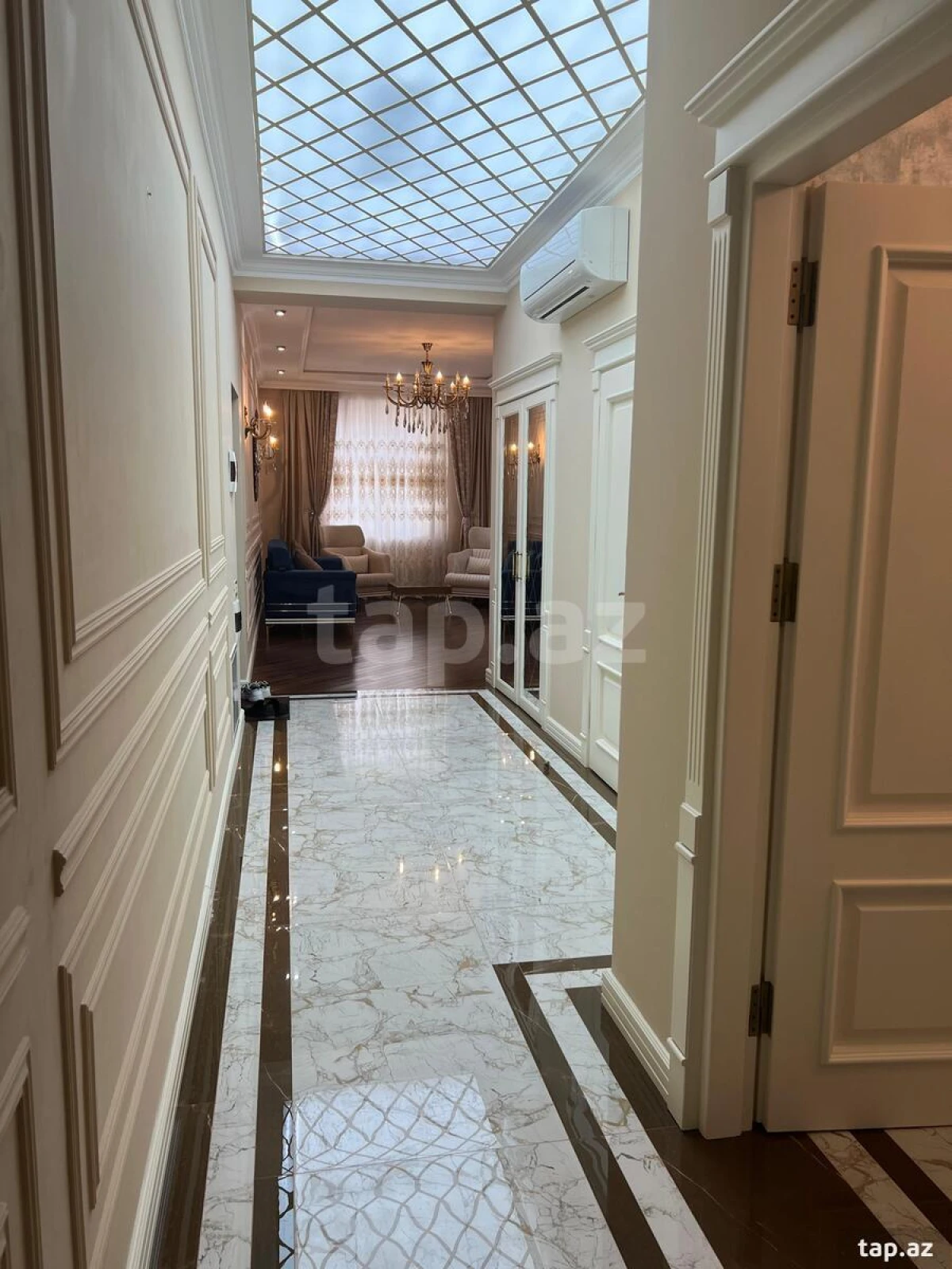 Kirayə verilir 2 otaqlı yeni tikili 91 m²