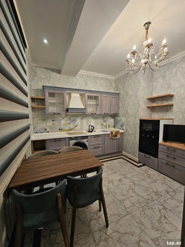 Kirayə verilir 2 otaqlı yeni tikili 91 m²