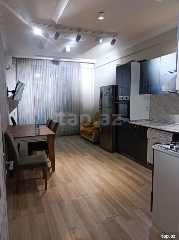 Kirayə verilir 2 otaqlı yeni tikili 65 m²