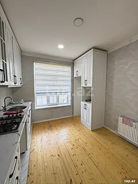 Satılır 6 otaqlı həyət evi