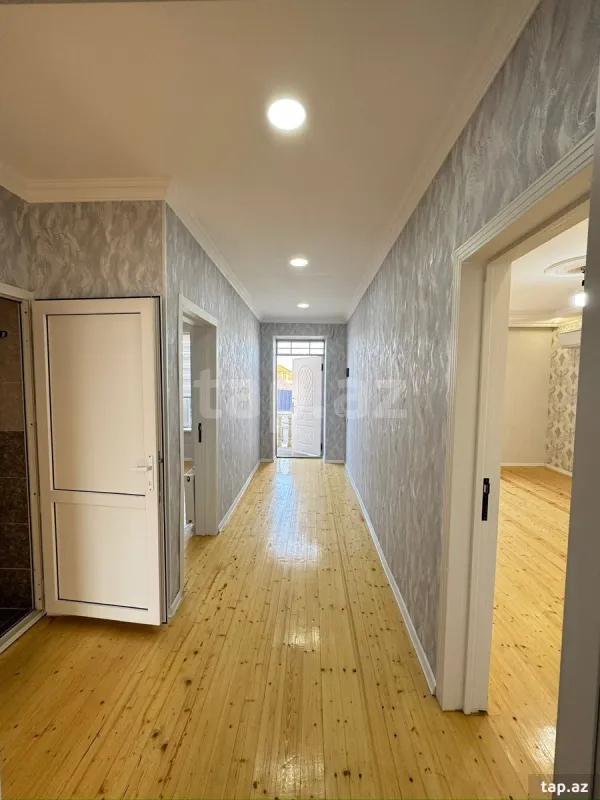 Satılır 6 otaqlı həyət evi