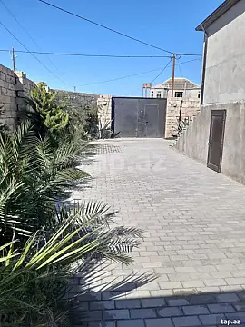 Satılır 4 otaqlı həyət evi