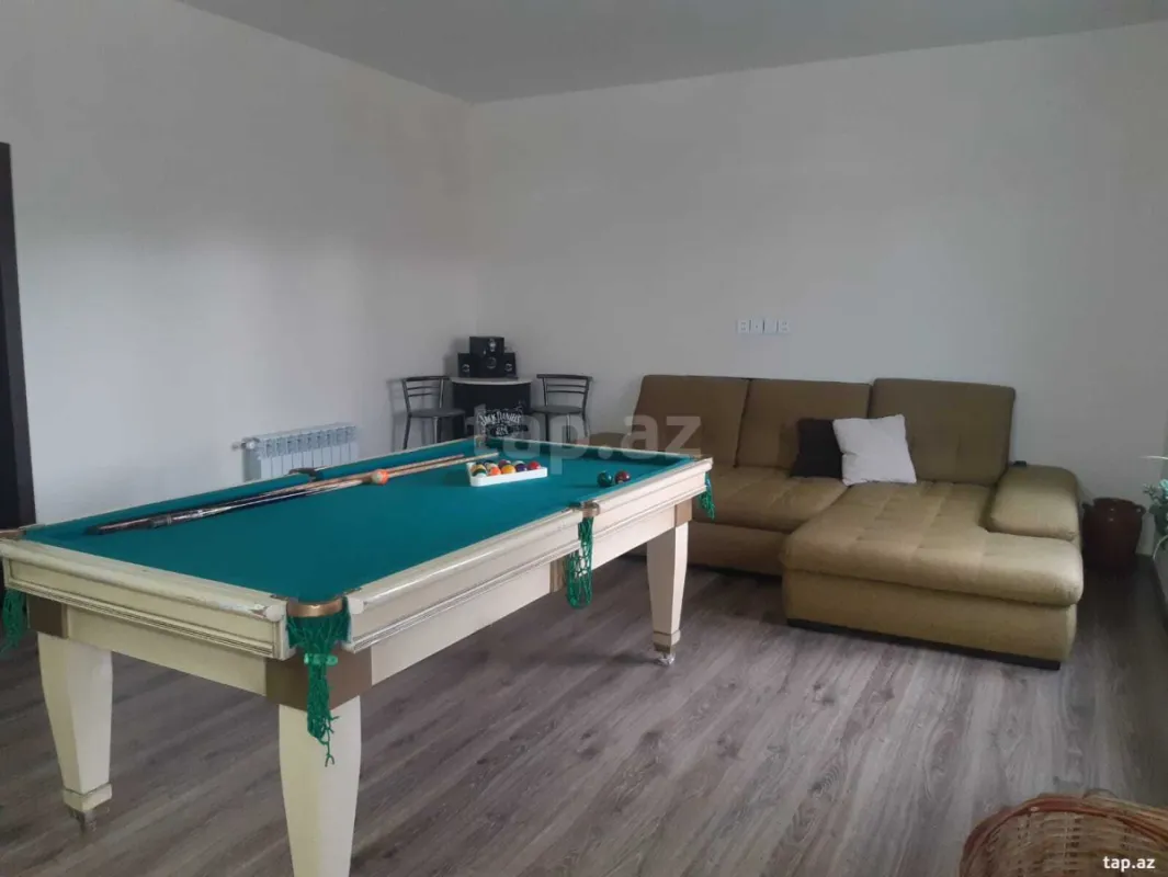 Satılır 4 otaqlı həyət evi