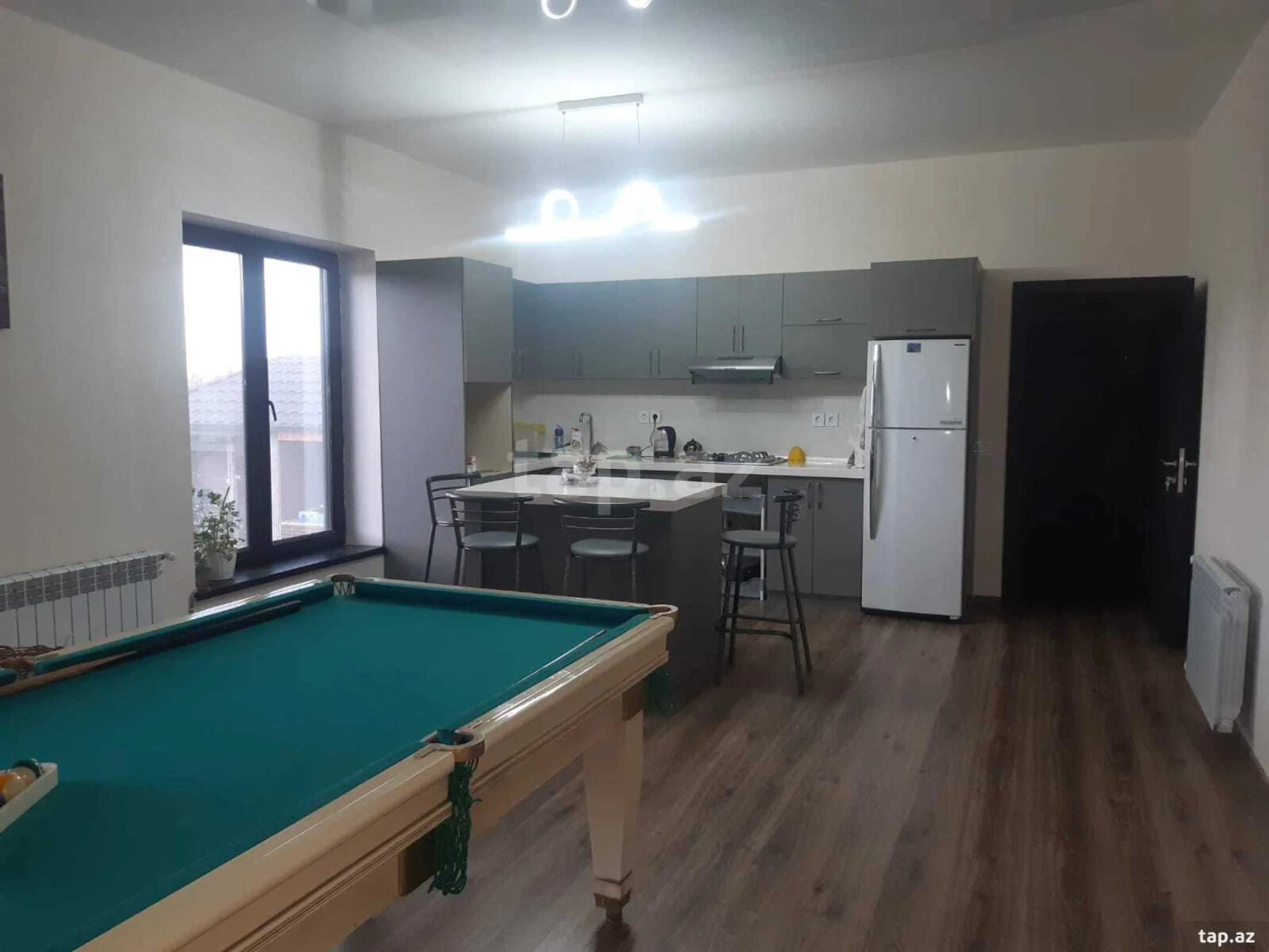 Satılır 4 otaqlı həyət evi