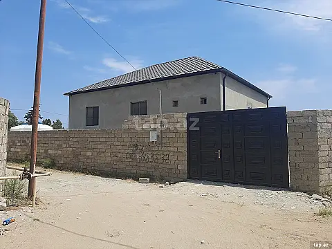 Satılır 4 otaqlı həyət evi — Bakı 4 otaq