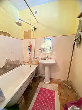 Satılır 2 otaqlı yeni tikili 50 m²