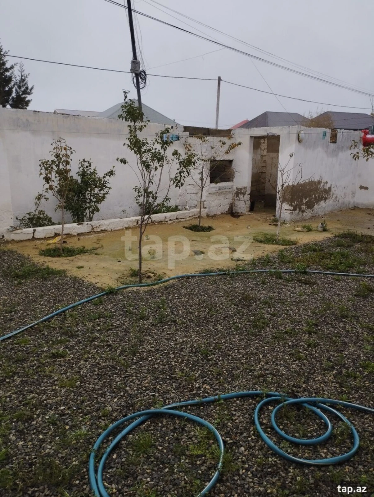 Satılır 3 otaqlı həyət evi