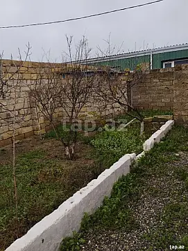 Satılır 3 otaqlı həyət evi