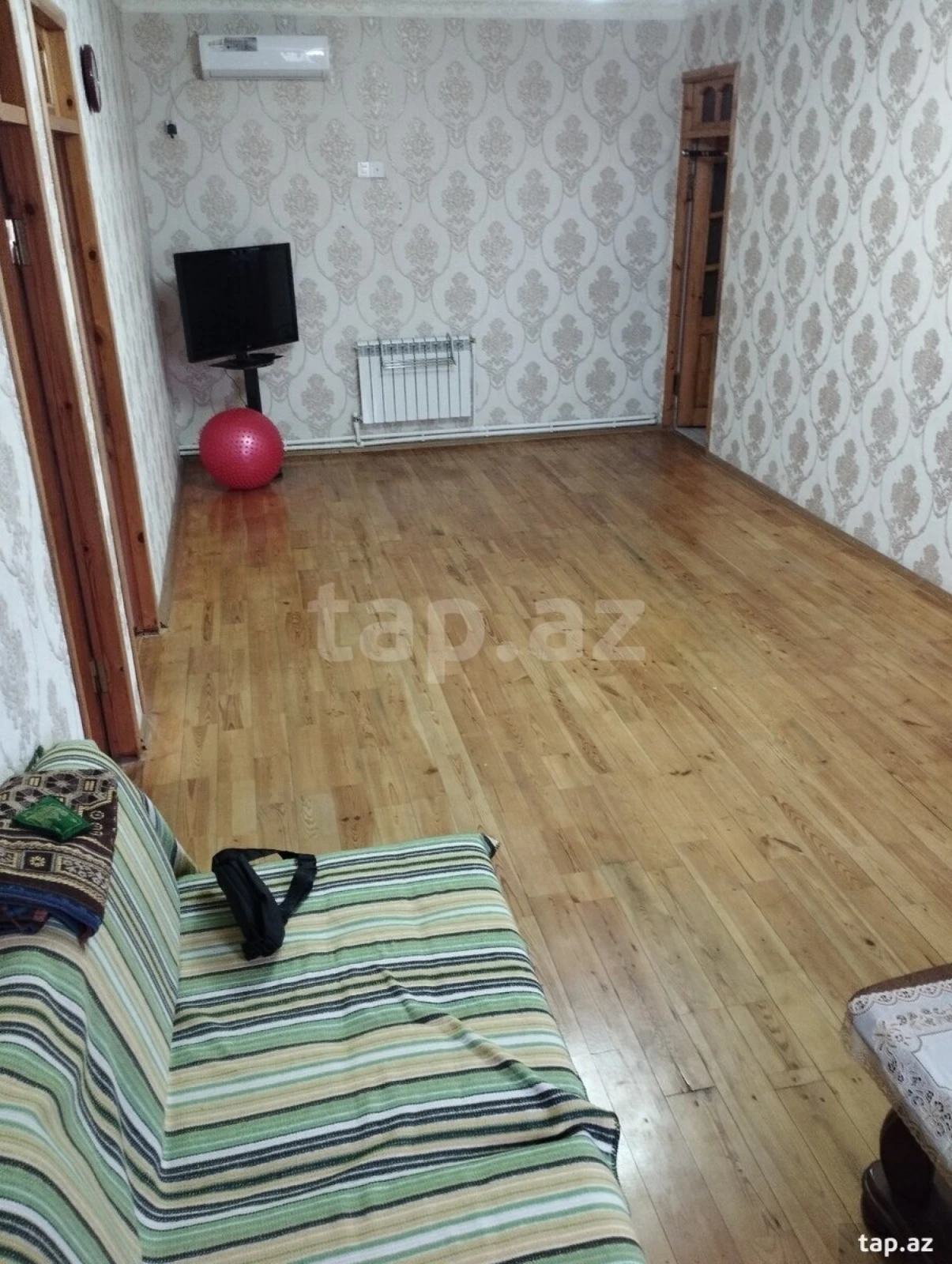 Satılır 3 otaqlı həyət evi