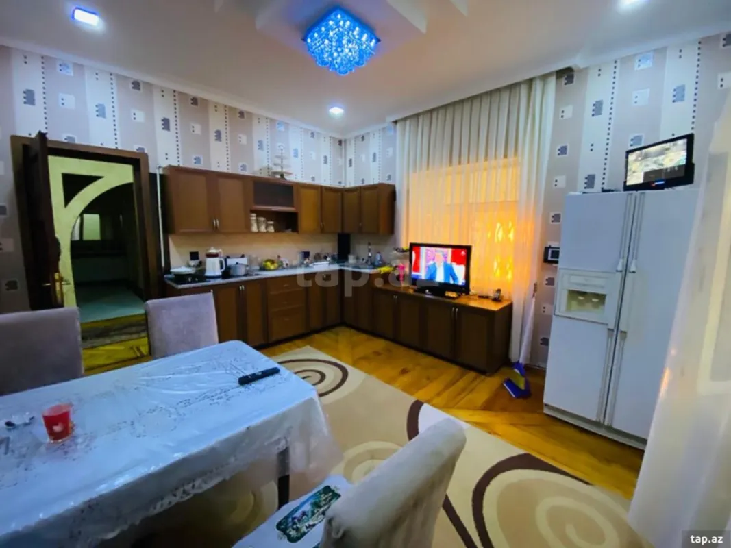 Satılır 4 otaqlı həyət evi