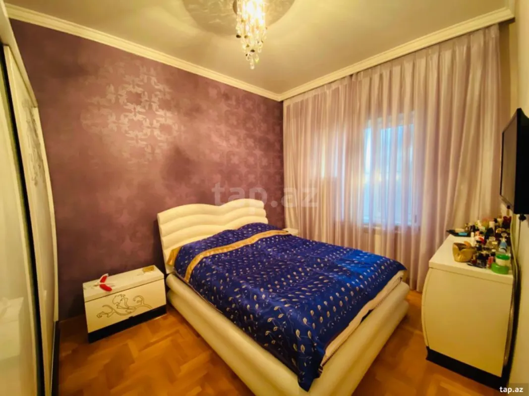 Satılır 4 otaqlı həyət evi