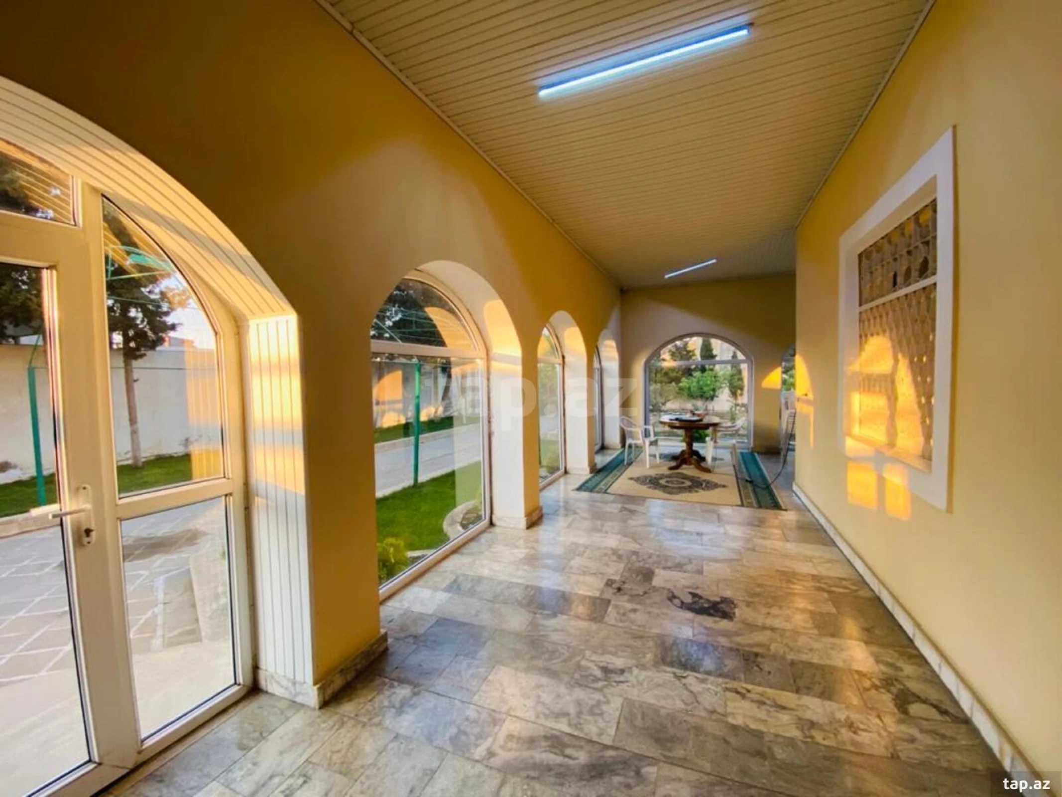 Satılır 4 otaqlı həyət evi