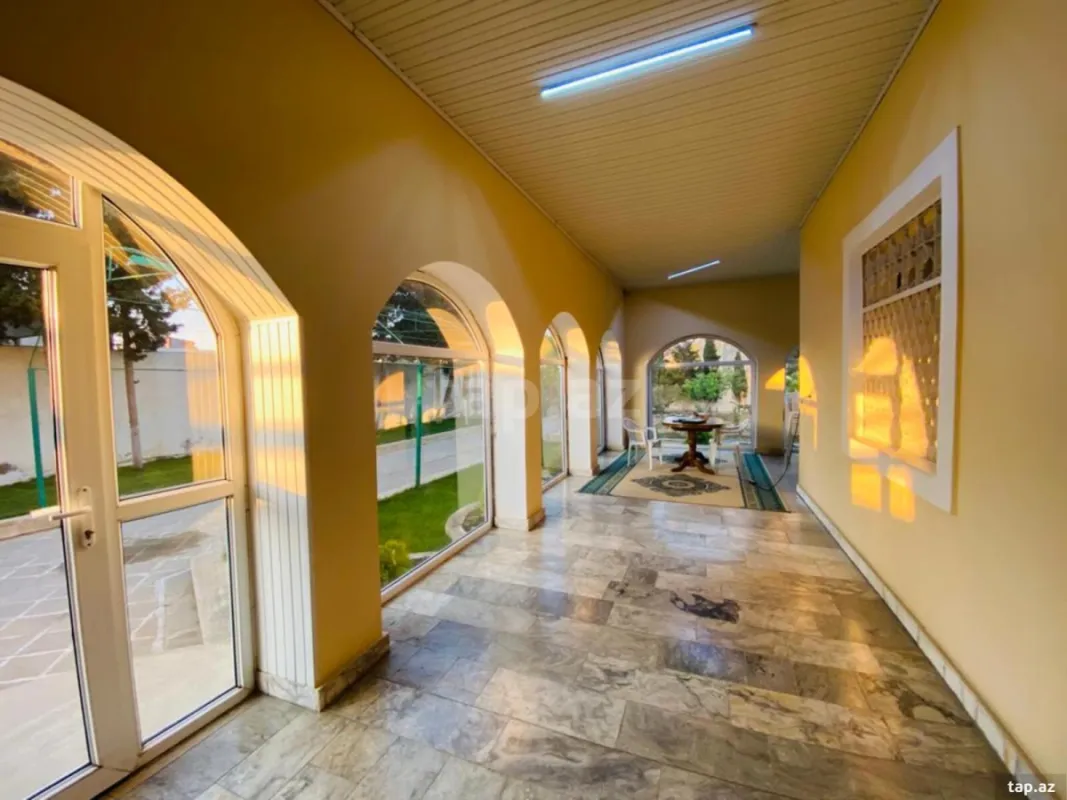 Satılır 4 otaqlı həyət evi