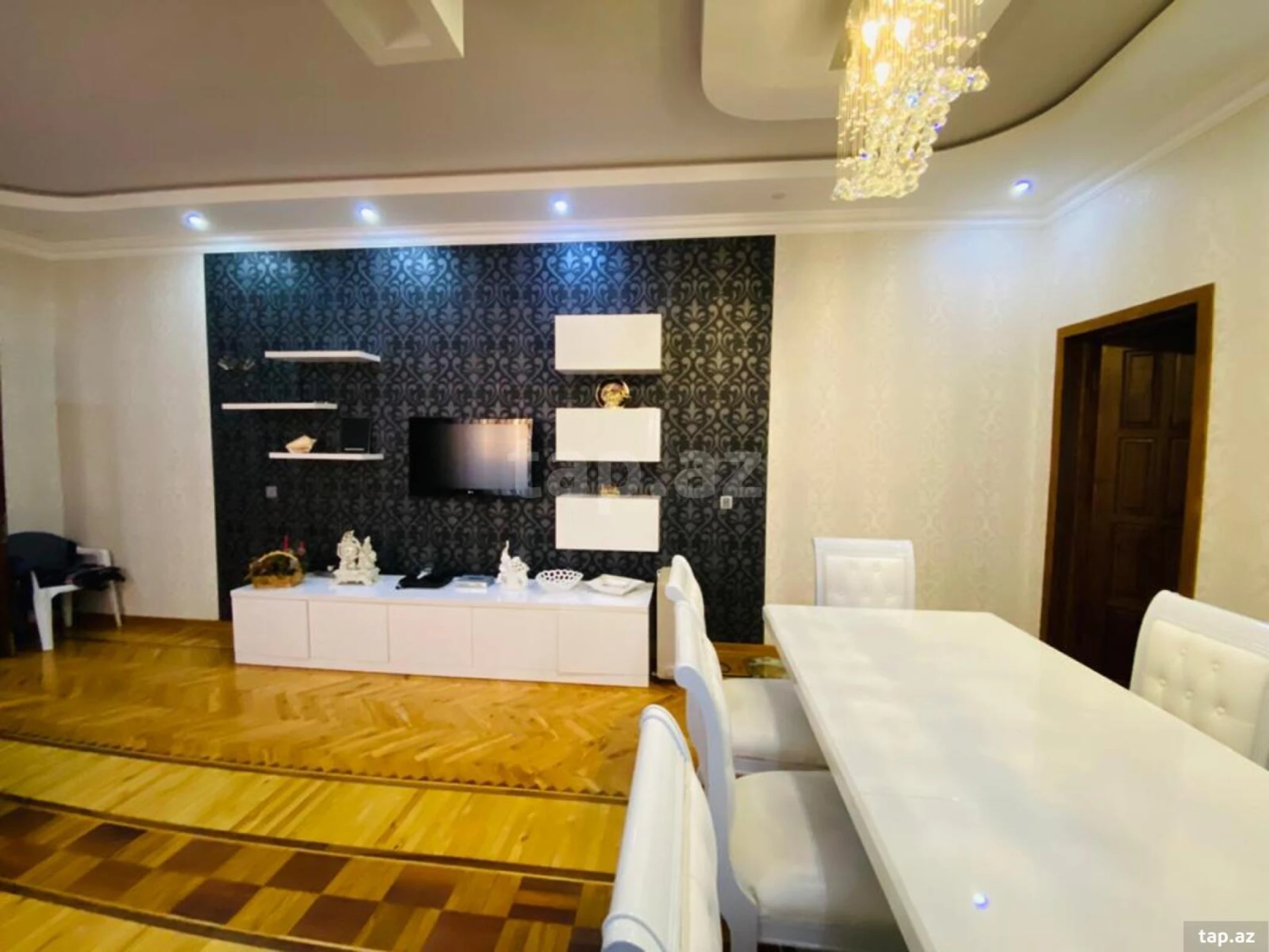 Satılır 4 otaqlı həyət evi