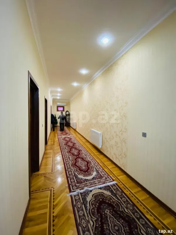 Satılır 4 otaqlı həyət evi