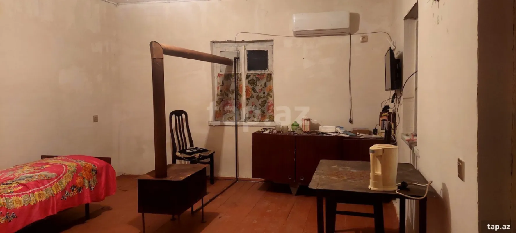 Satılır 4 otaqlı həyət evi 45 m²
