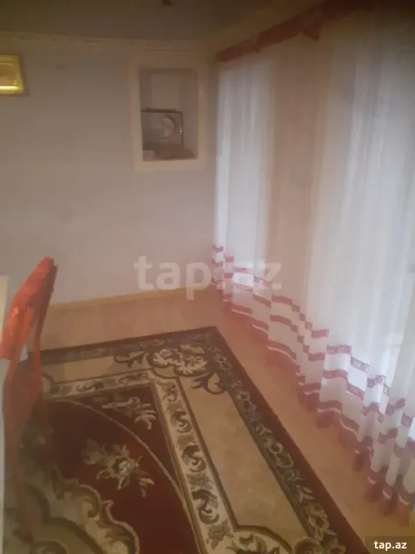 Satılır 4 otaqlı həyət evi 500 m²
