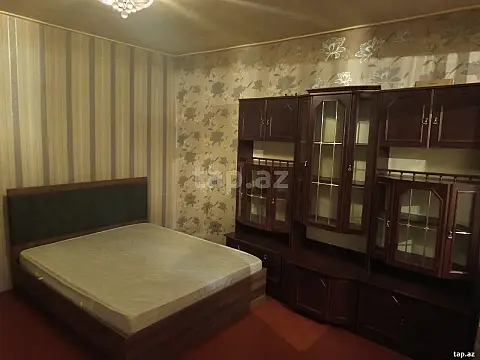 Kirayə verilir 3 otaqlı mənzil 70 m² — Bakı, Memar Əcəmi yanı 3 otaq 70.00 m²