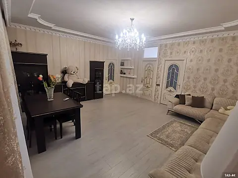 Satılır 6 otaqlı həyət evi