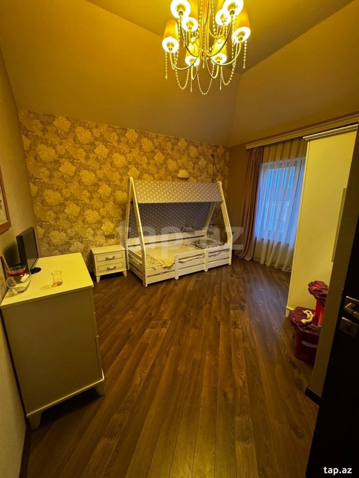 Kirayə verilir 5 otaqlı həyət evi