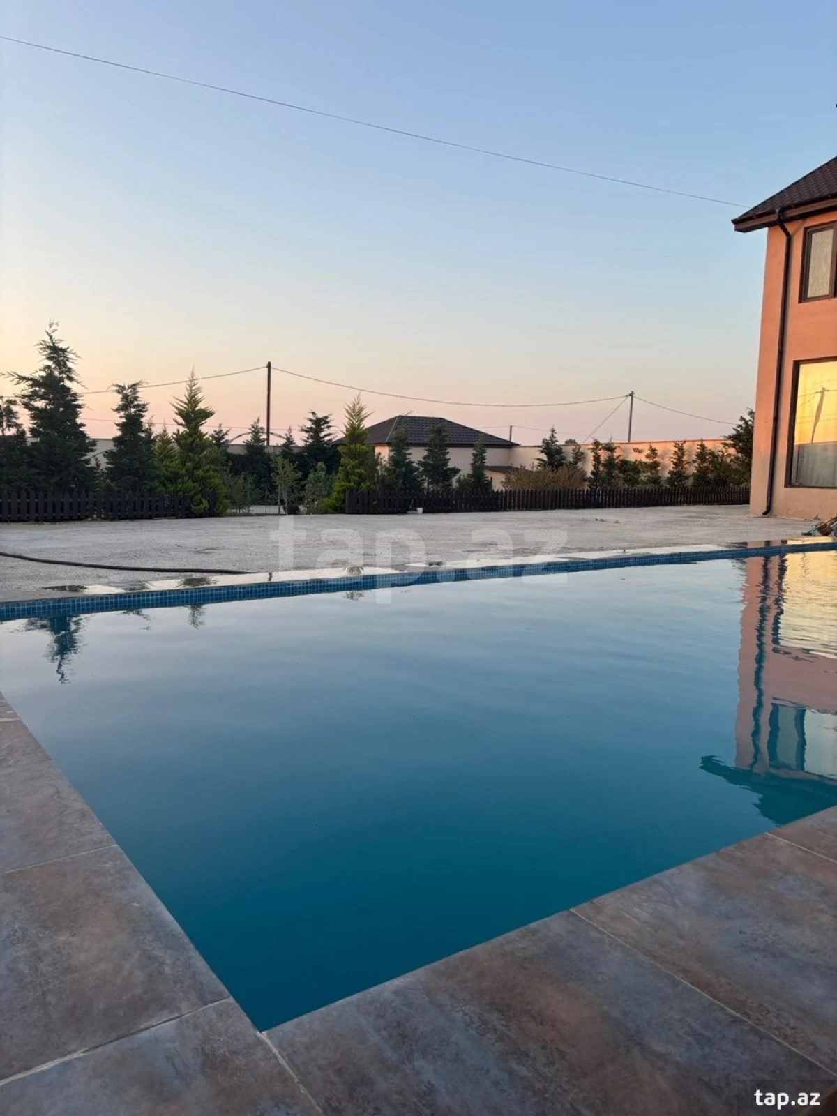 Kirayə verilir 5 otaqlı həyət evi