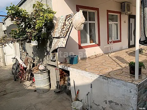 Satılır 3 otaqlı həyət evi 120 m²