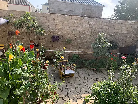 Satılır 3 otaqlı həyət evi 120 m²