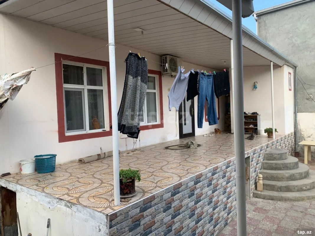 Satılır 3 otaqlı həyət evi 120 m²