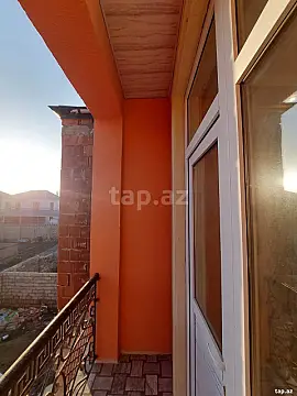 Satılır 4 otaqlı həyət evi