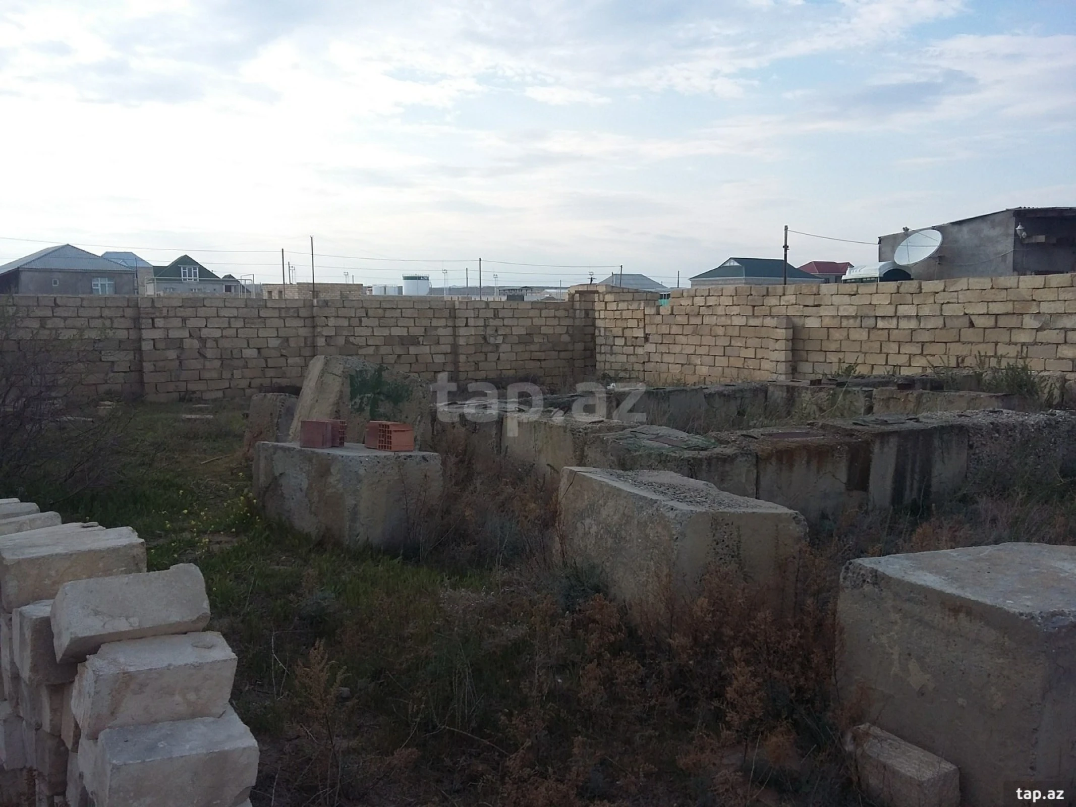 Satılır torpaq sahəsi