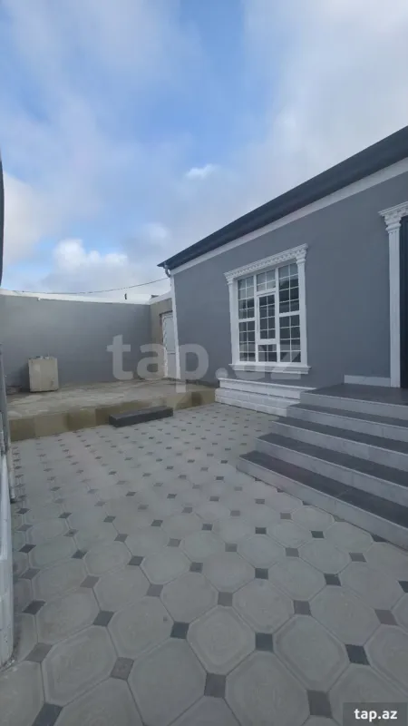 Satılır 4 otaqlı həyət evi 120 m²
