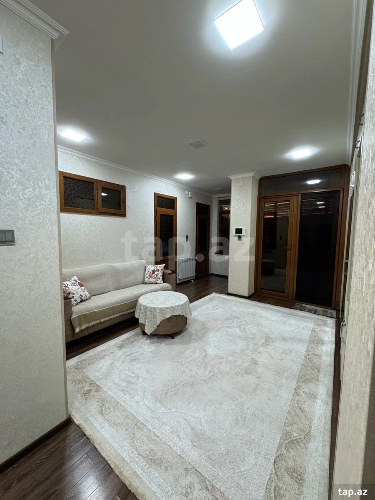 Satılır 4 otaqlı həyət evi