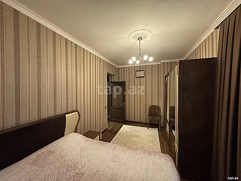 Satılır 4 otaqlı həyət evi