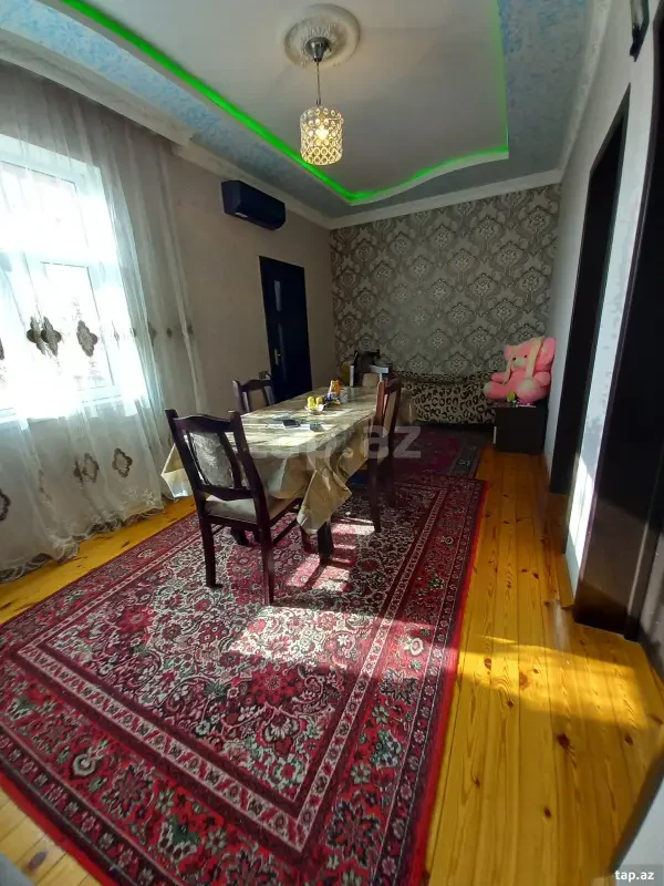 Satılır 2 otaqlı həyət evi 70 m²