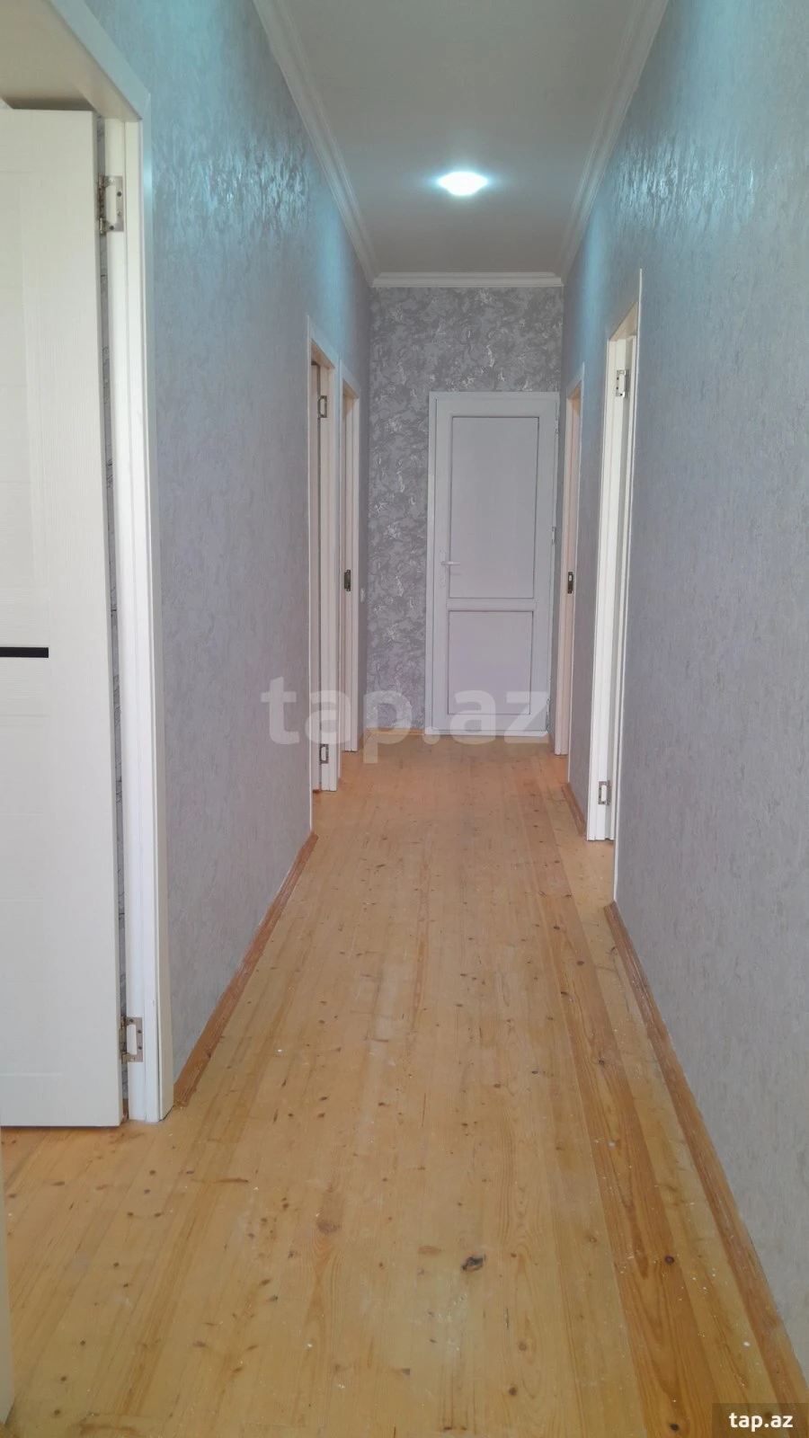 Satılır 4 otaqlı həyət evi