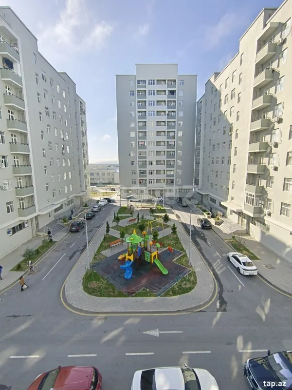 Satılır 3 otaqlı yeni tikili 77 m²