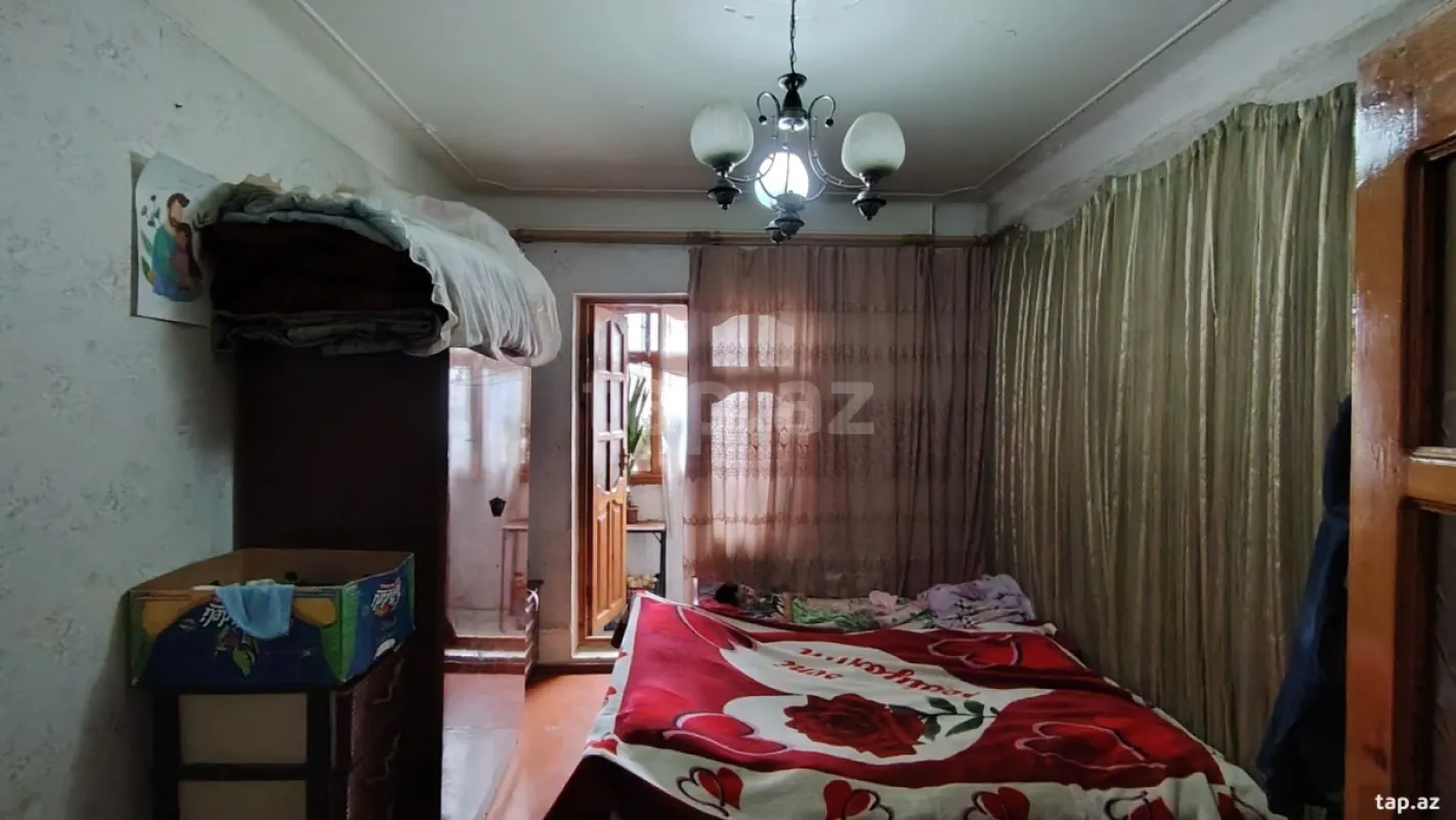 Satılır 2 otaqlı mənzil 64 m²