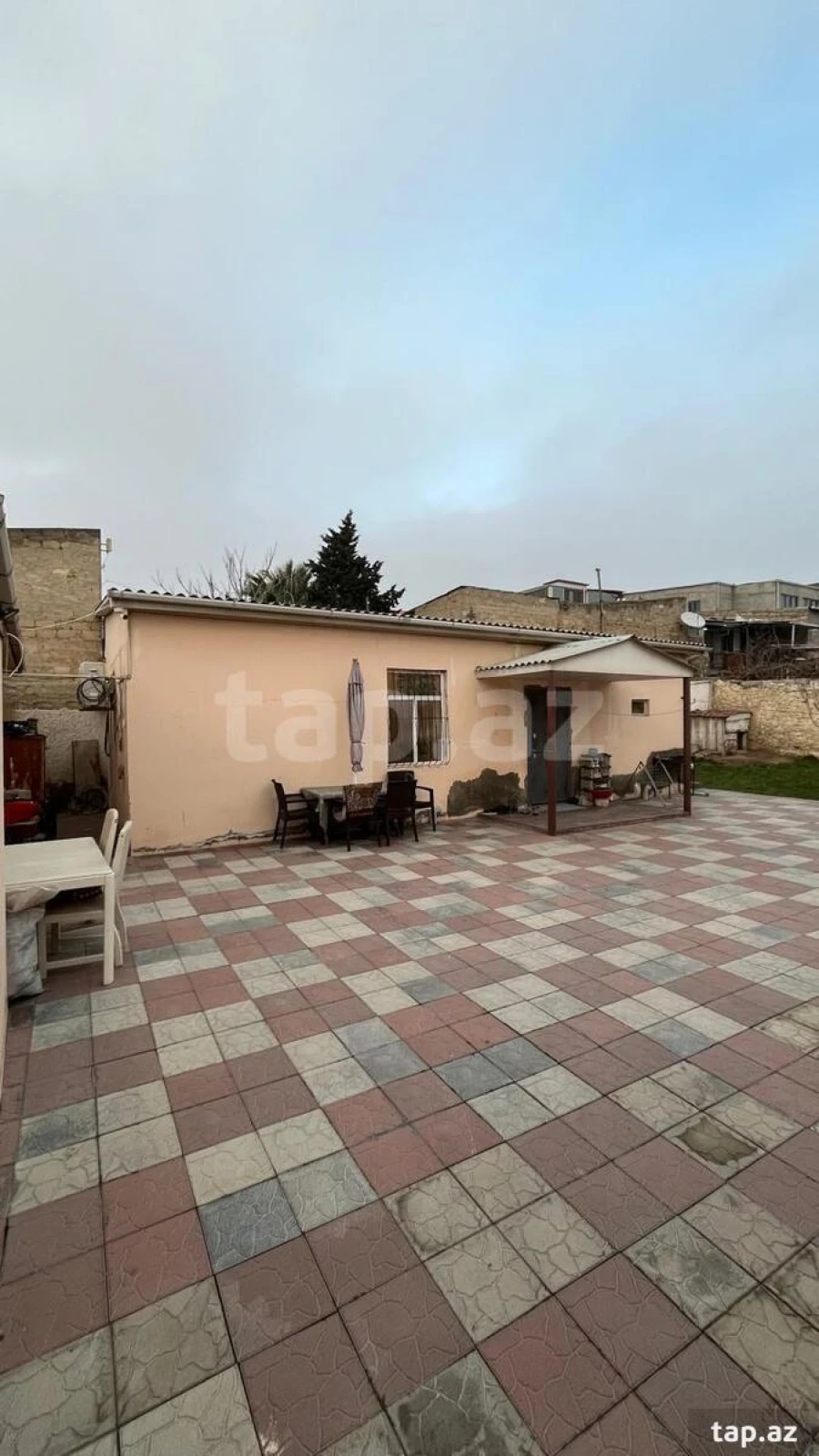 Satılır 3 otaqlı həyət evi