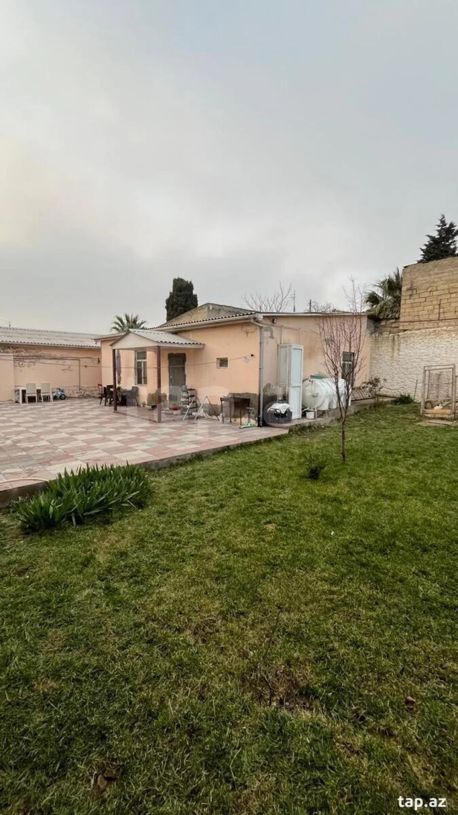 Satılır 3 otaqlı həyət evi