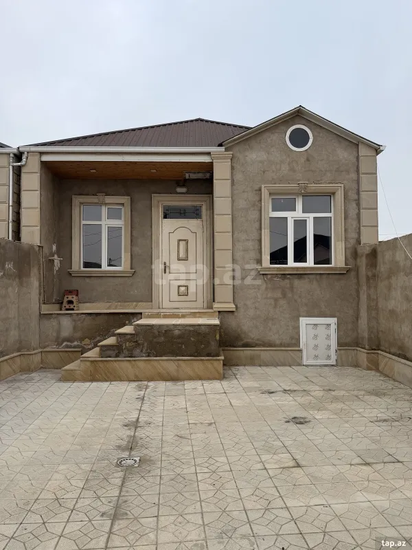 Satılır 3 otaqlı həyət evi