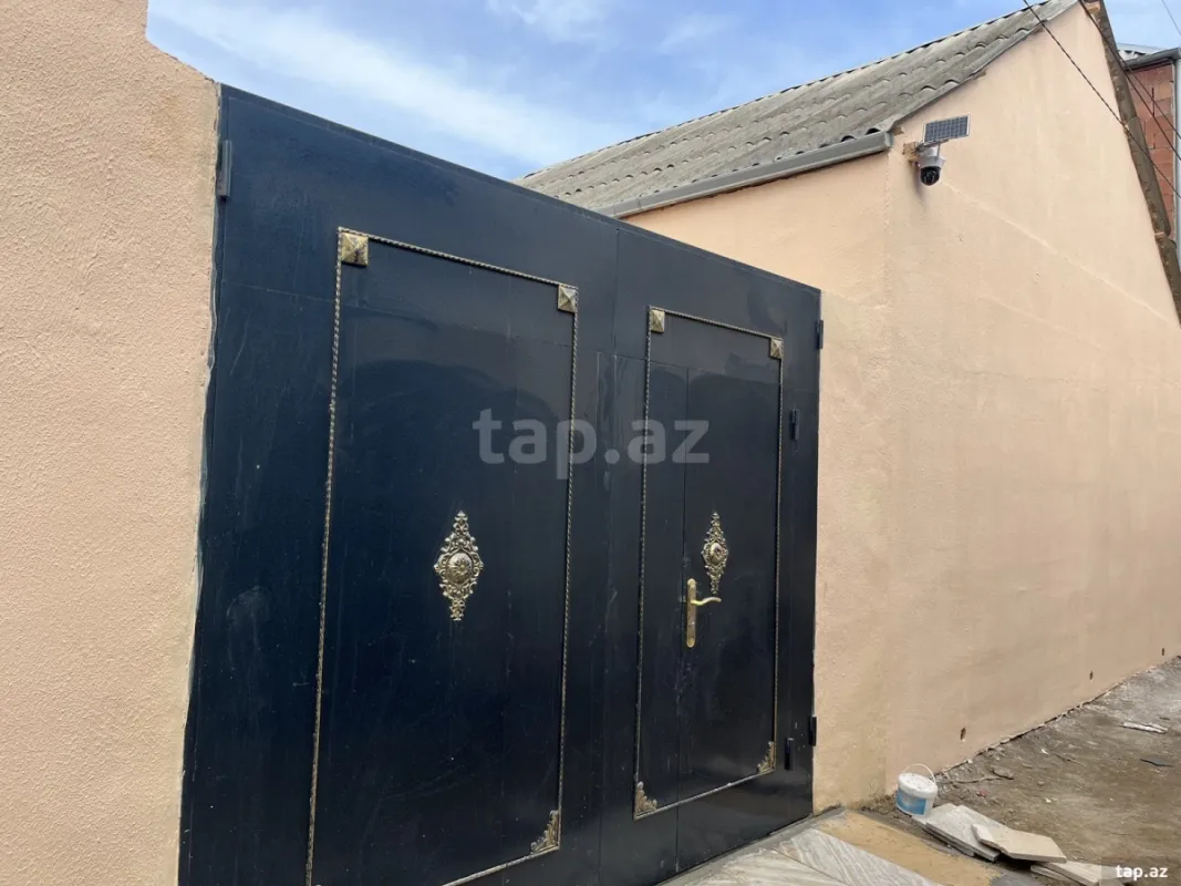 Satılır 3 otaqlı həyət evi