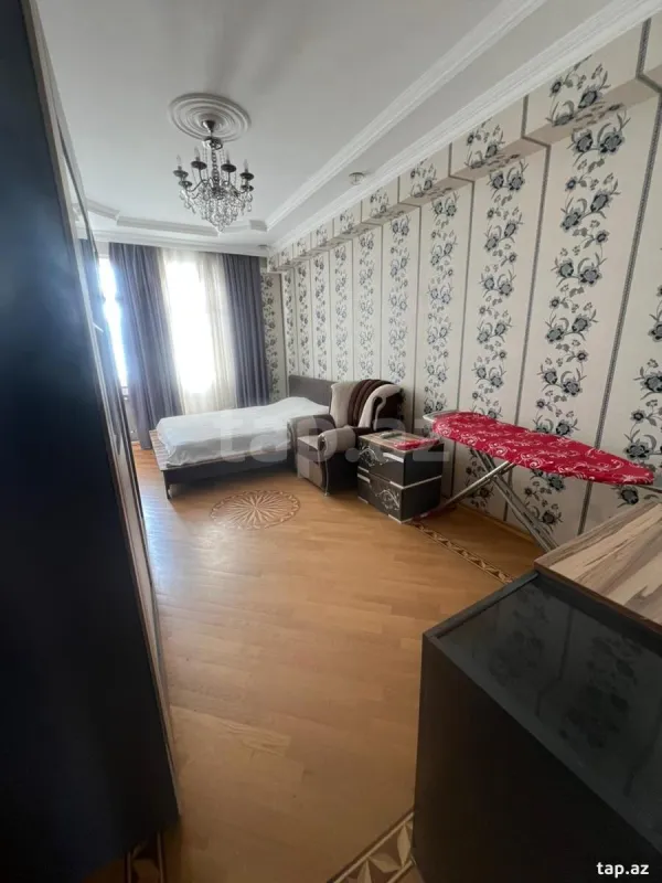 Kirayə verilir 2 otaqlı yeni tikili 90 m²