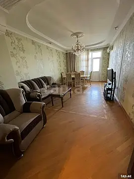 Kirayə verilir 2 otaqlı yeni tikili 90 m²