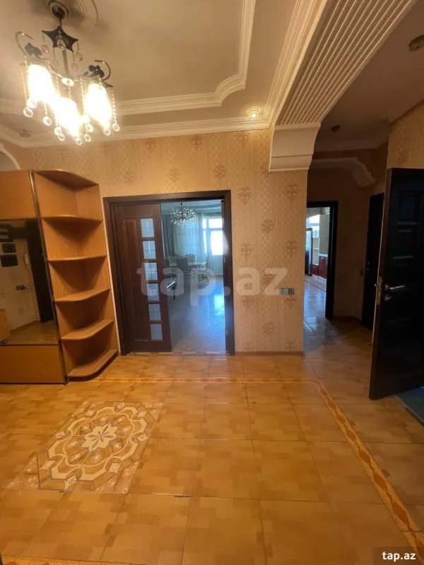 Kirayə verilir 2 otaqlı yeni tikili 90 m²