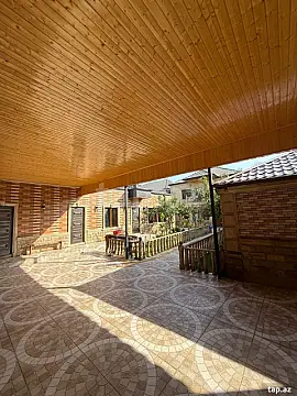 Satılır 5 otaqlı həyət evi 300 m²